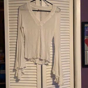 White free people v neck with lettuce bell sleeve